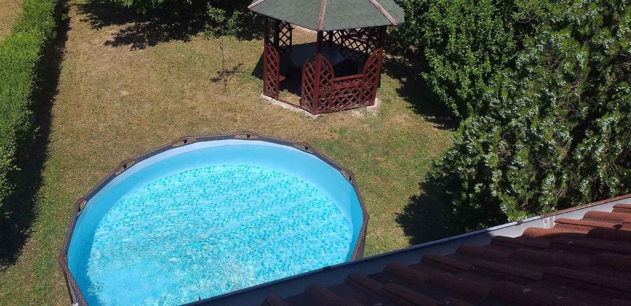 Holiday home Balatonalmadi/Balaton 17936 Lucernas Kültér fotó